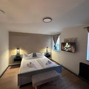 Hotel Lehmgefuehle, Marktbreit